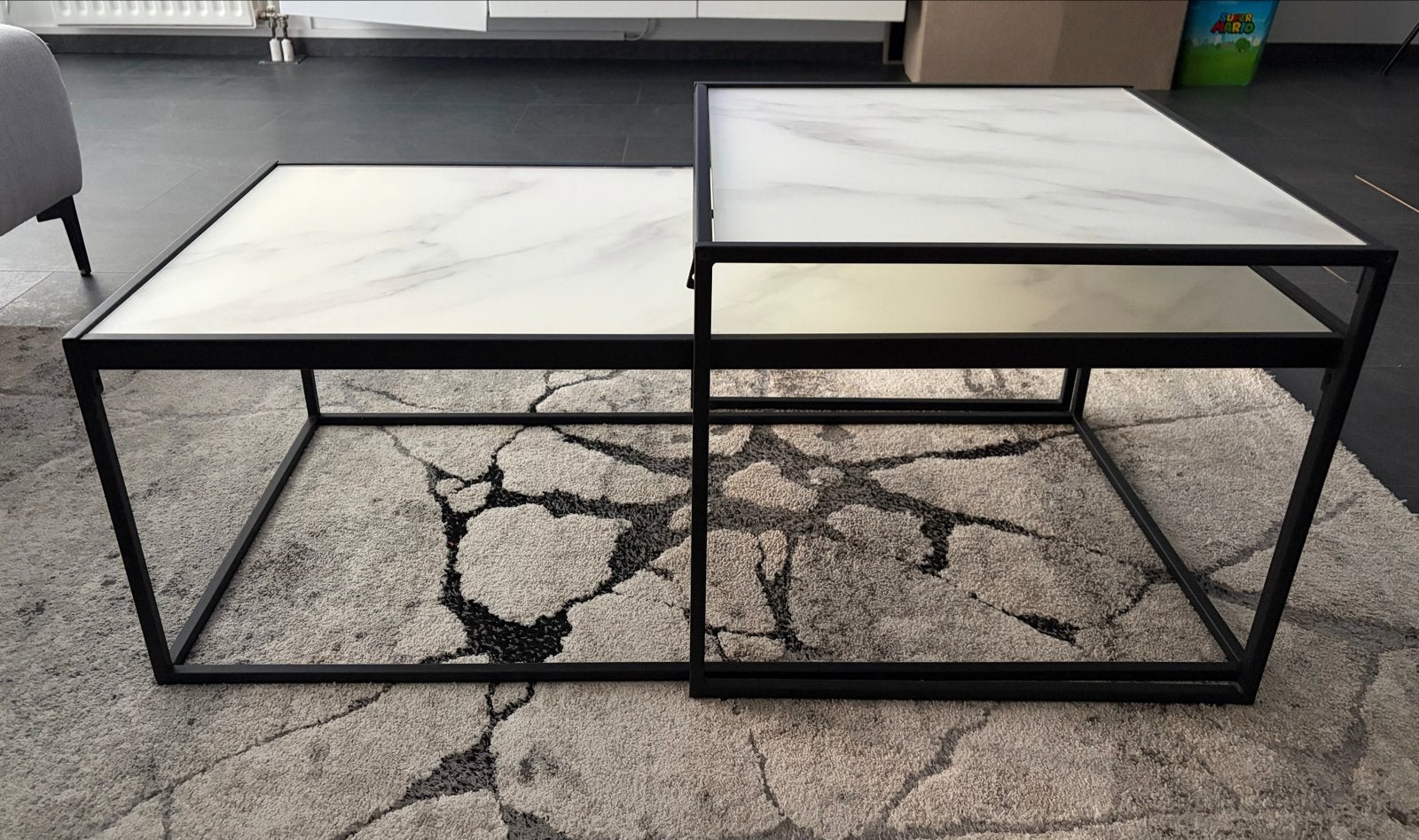 Westwing Salontafel 2-delig Marmer Look, Huis en Inrichting, Tafels | Salontafels, Ophalen, Gebruikt, 50 tot 100 cm, Metaal