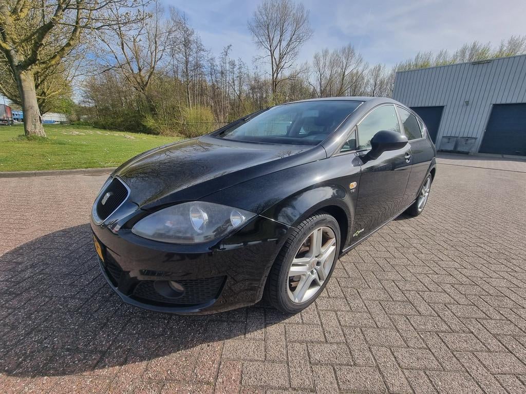 Seat Leon 1.2 TSI Ecomotive Businessline COPA CRUISE NAVI PA, Voorwielaandrijving, Euro 5, Stof, Gebruikt
