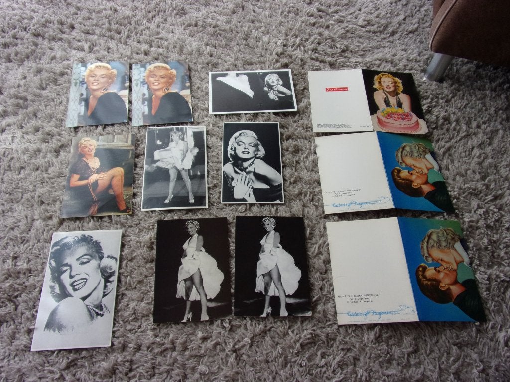 MARILYN MONROE 11X KAART groot formaat plm 18x12cm/per stuk, Ophalen, Zo goed als nieuw, Foto of Kaart