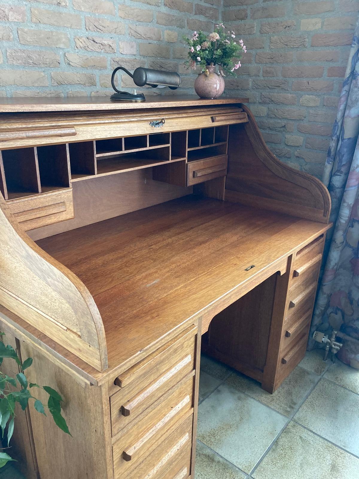 Antiek rolluikbureau van eikenhout, Ophalen