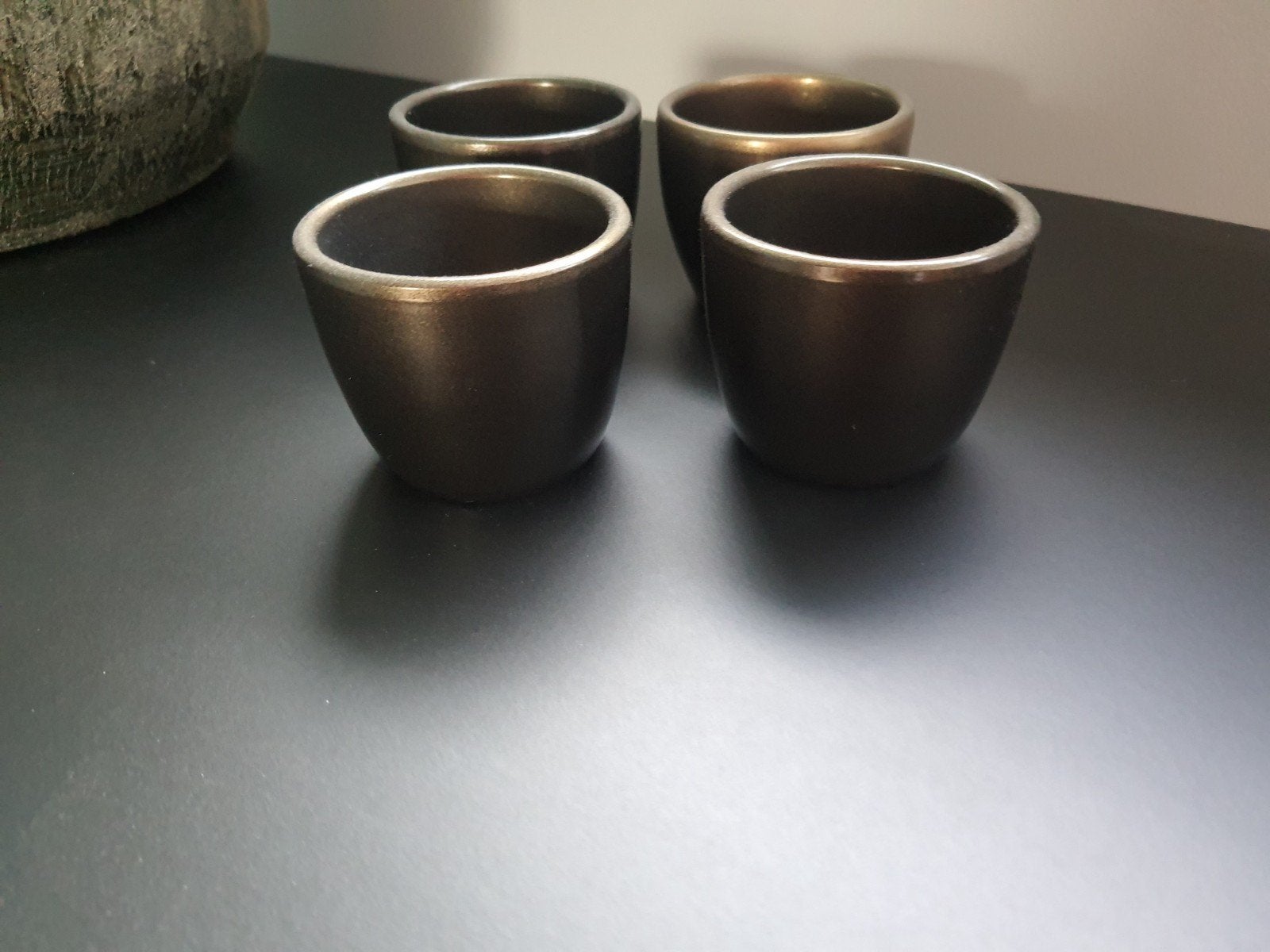 4x bronskleurige bloempotjes, Ophalen, Rond, Zo goed als nieuw, Aardewerk