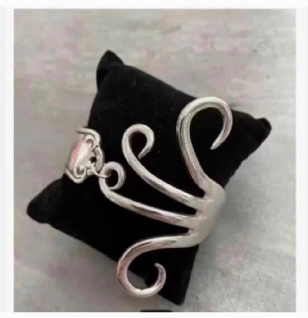 Verzilverde armband mooi bewerkt gemaakt van vork, verstelb., Overige materialen, Ophalen of Verzenden, Zo goed als nieuw, X