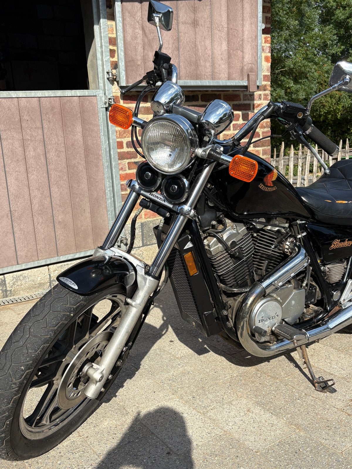 Honda Shadow VT700C Chopper - Klassieke stijl, krachtige V-t, 700 cc, Cardan-aandrijving, 2 cilinders, Gebruikt