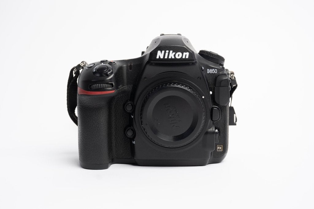 Nikon D850 – DSLR – Compleet met accessoires, Beeldstabilisatie, Spiegelreflex, Draagriem, Ophalen of Verzenden
