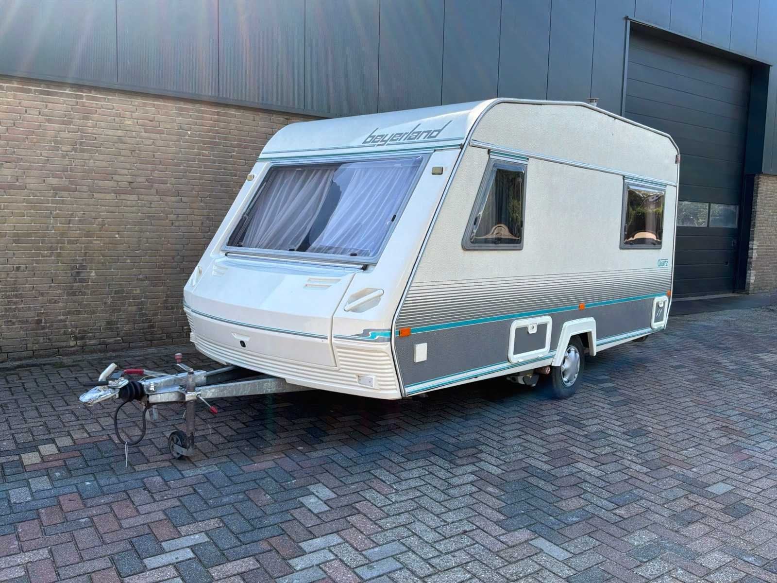 Beyerland 430-B Caravan 1050KG 4.30M, Caravans en Kamperen, Bedrijf, 750 - 1000 kg, Beyerland