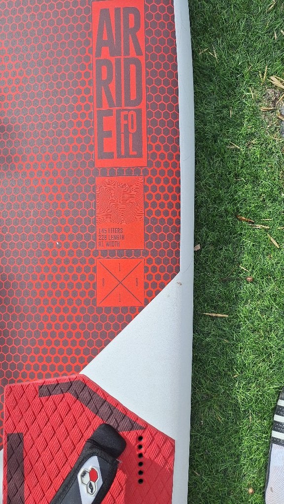 Tabou Air Ride windsurf foilboard met GA Hybrid foil, Watersport en Boten, Gebruikt, Tabou, Minder dan 250 cm, Ophalen of Verzenden