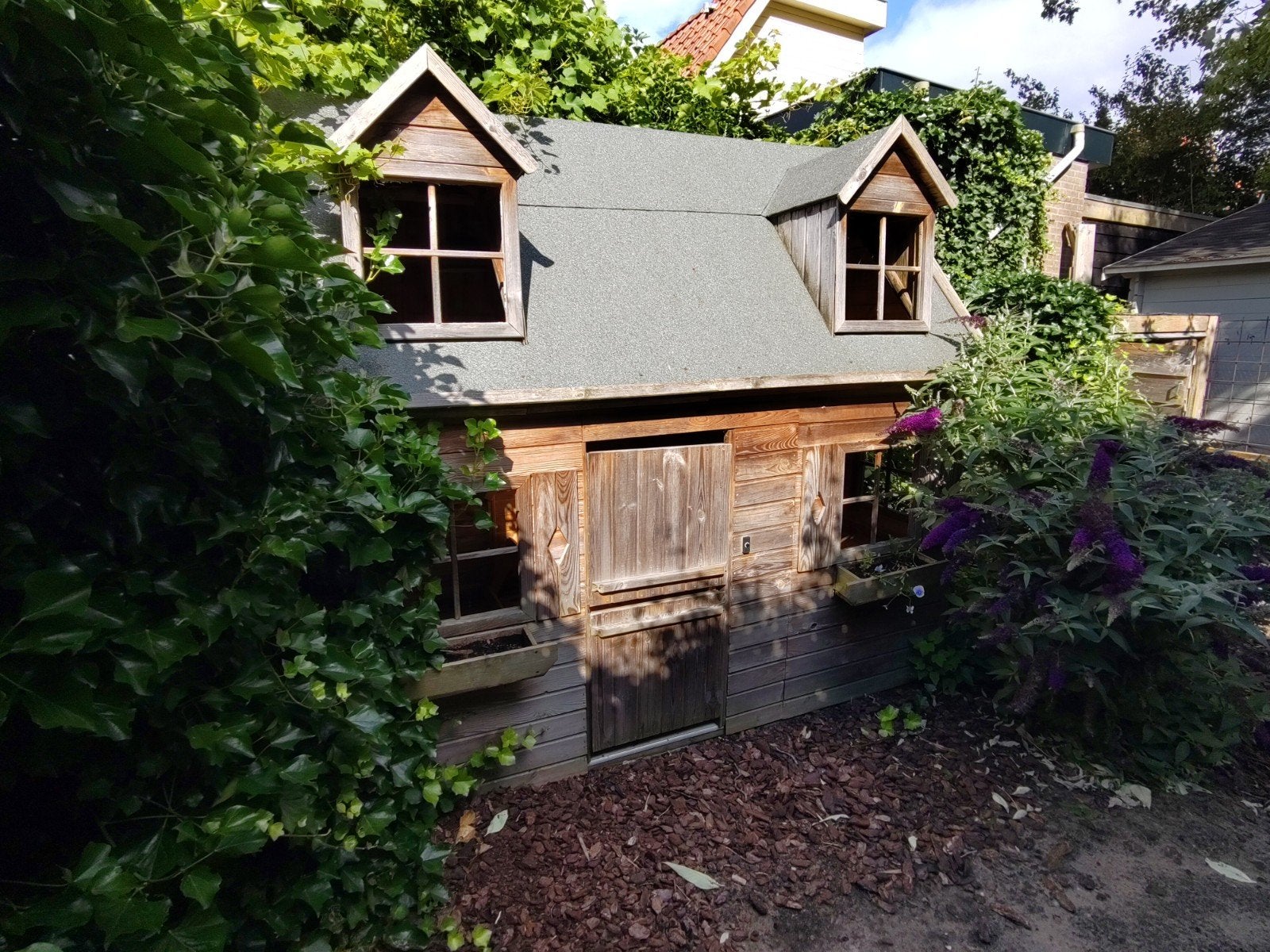 Stevig houten speelhuis, Ophalen, Gebruikt, Hout