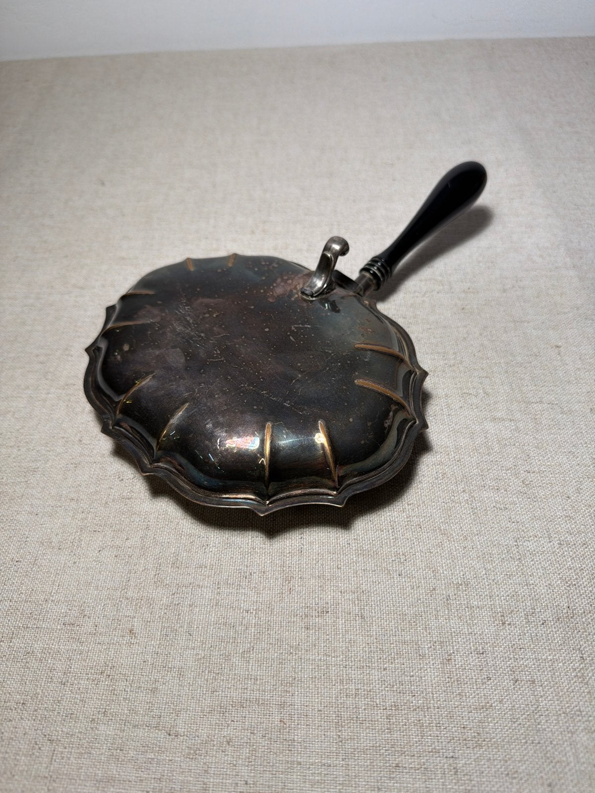 Antieke verzilverde kruimelveger met houten handvat, Ophalen of Verzenden, Zilver