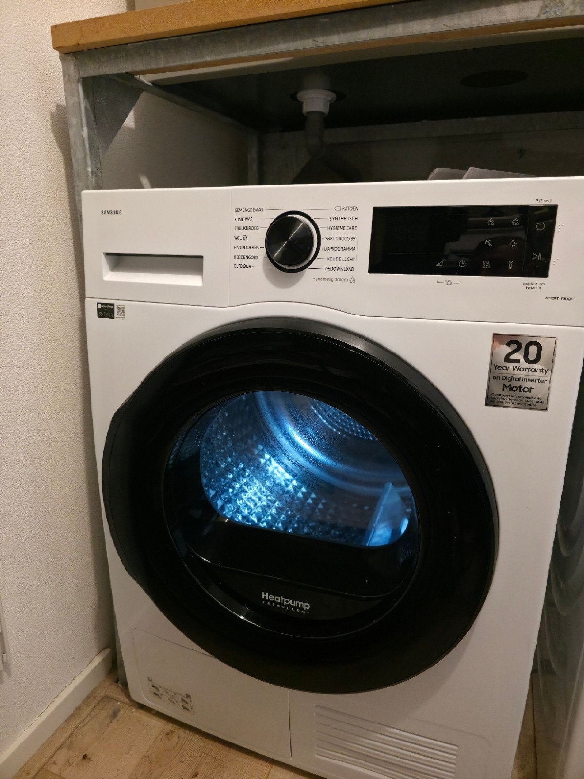 Foto 3 van Samsung warmtepompdroger en Bosch wasmachine