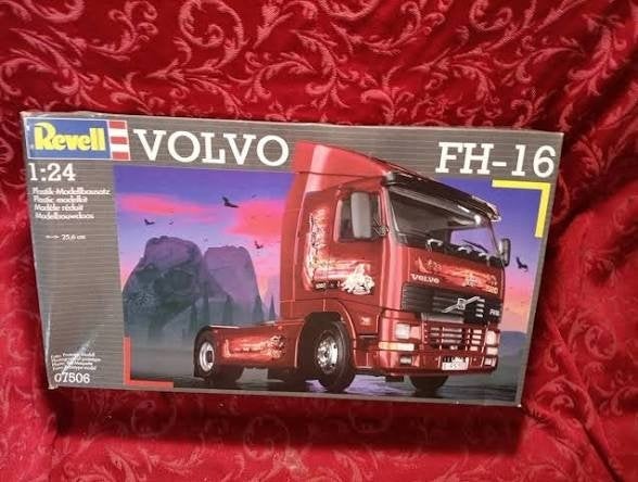 Let op....gezocht ..!! oude volvo onderdelen, Ophalen of Verzenden, Groter dan 1:32, Auto, Revell
