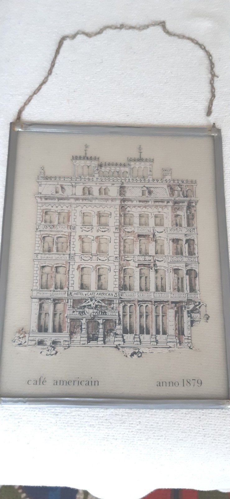 Nostalgie:Raamhanger glas in lood café Americain Amsterdam L, Ophalen of Verzenden