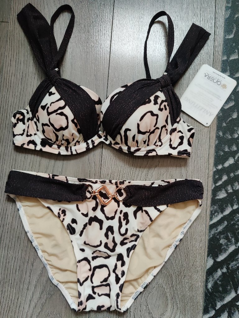 opera nieuwe bikini in een  maat 40 top 75 C twv 109 euro, Kleding | Dames, Badmode en Zwemkleding, Ophalen of Verzenden, Nieuw
