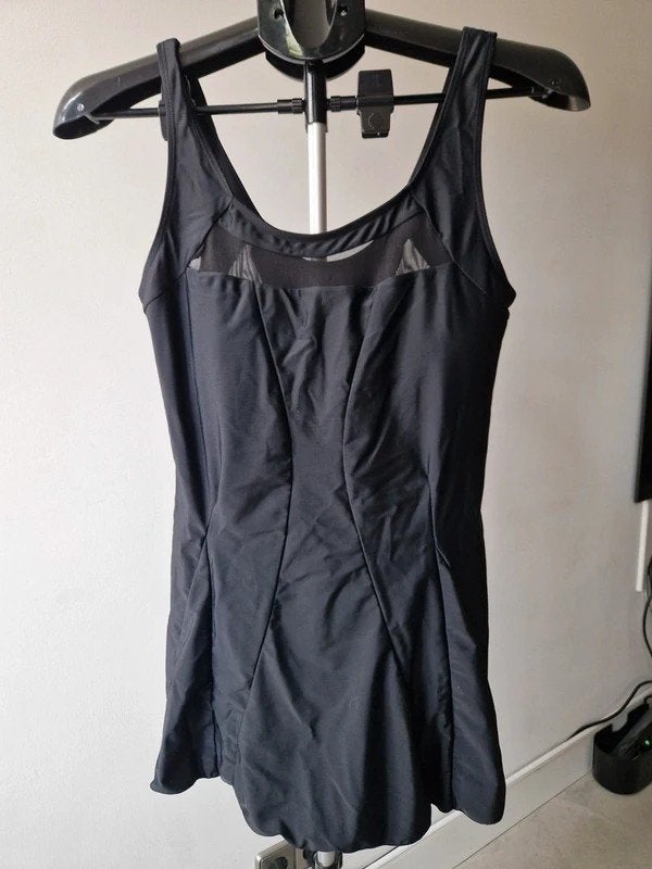 Zwarte badpakjurk / swimdress met mesh – maat L, Kleding | Dames, Badmode en Zwemkleding, Ophalen of Verzenden, Zo goed als nieuw