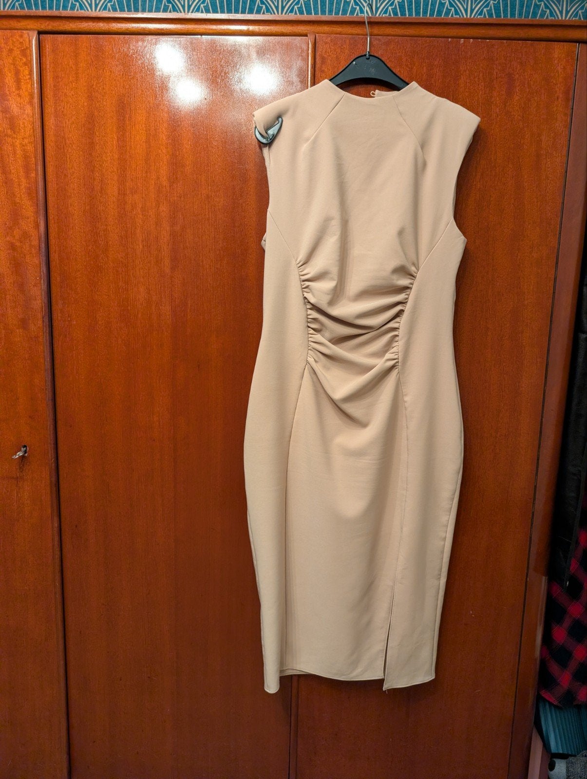 Mooie design jurk, maat 42, Ophalen of Verzenden, Zo goed als nieuw, Maat 42/44 (L), Onder de knie