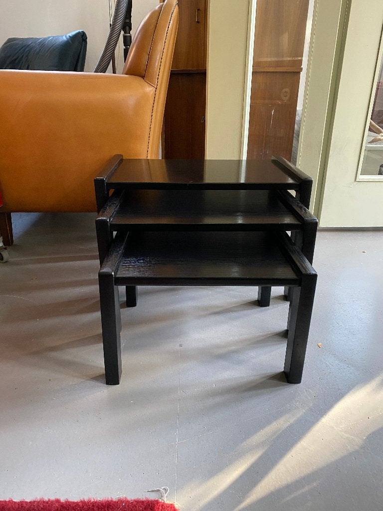 Brutalist stijl mimiset, nesting tables, vintage design, Ophalen