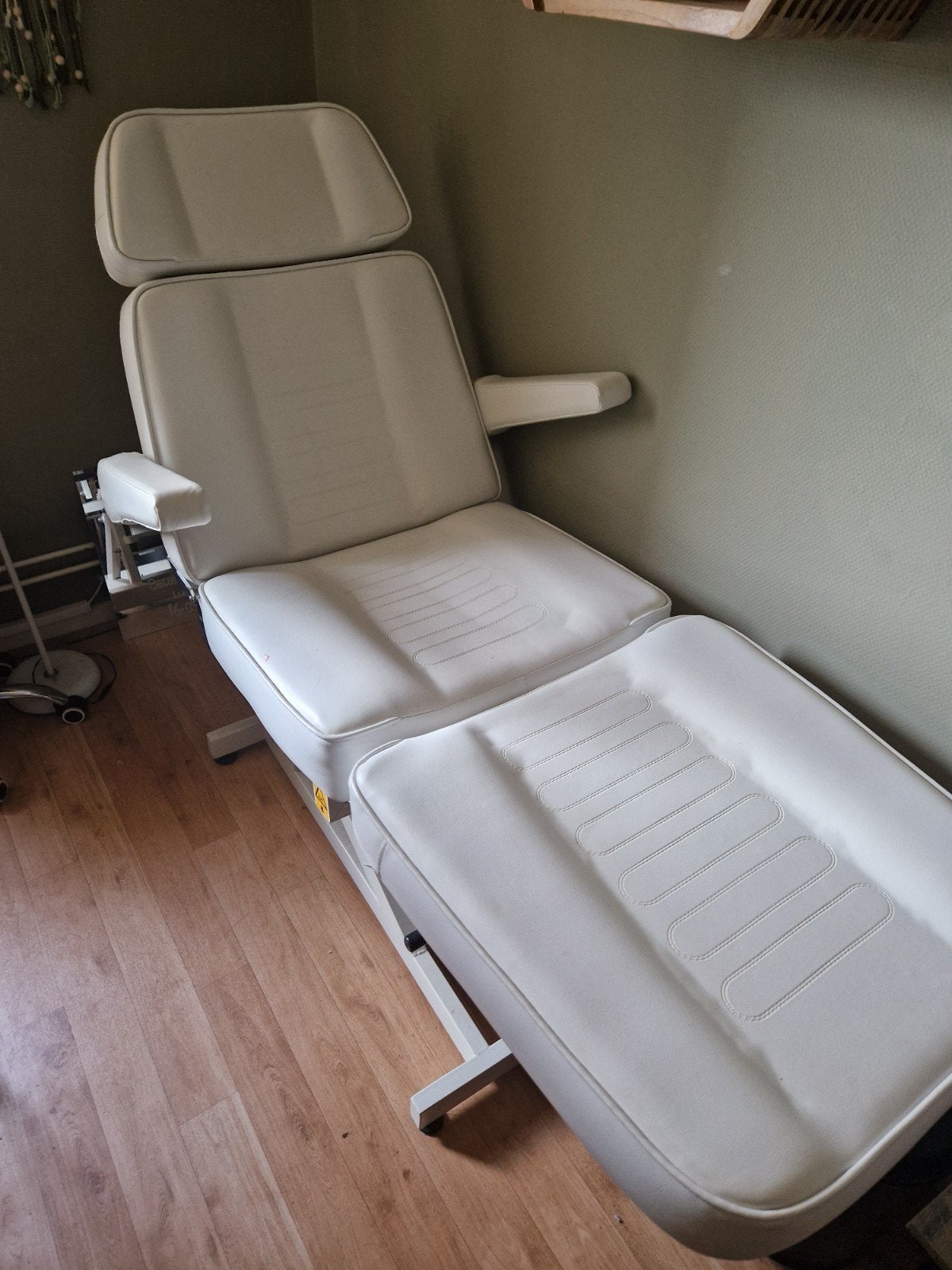 Handmatige behandelstoel, Ophalen, Gebruikt, Massagetafel