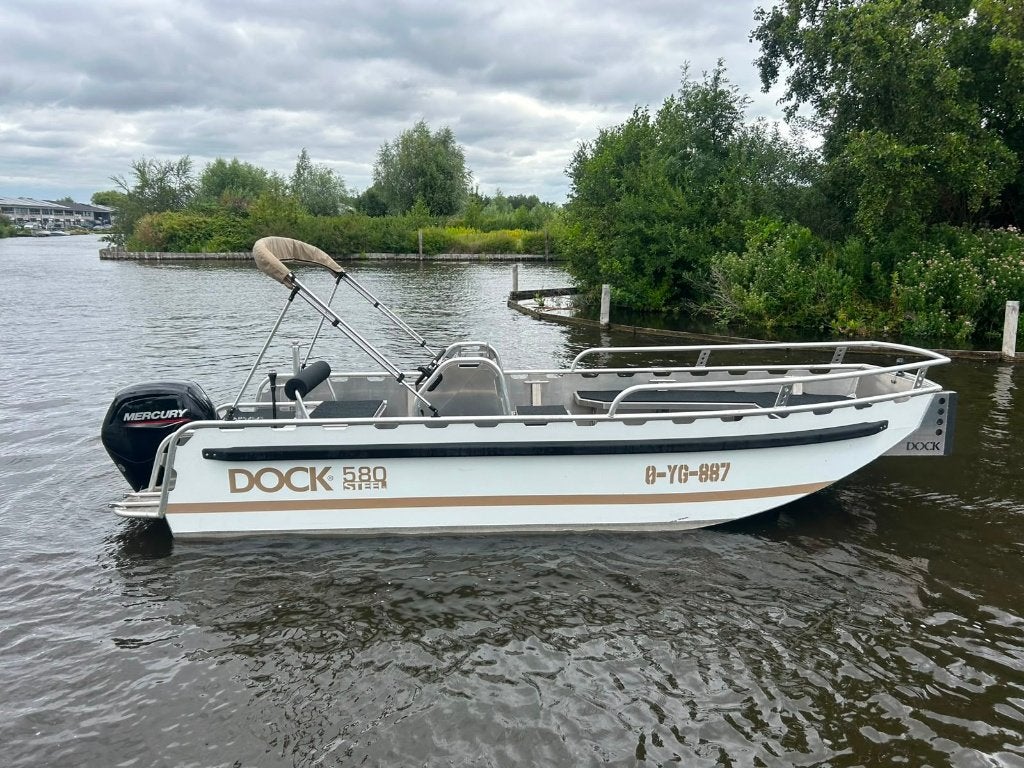 Dock Steel 580 + Mercury 115pk uit 2022, Watersport en Boten, Ophalen, Overige merken, Gebruikt, Viertaktmotor