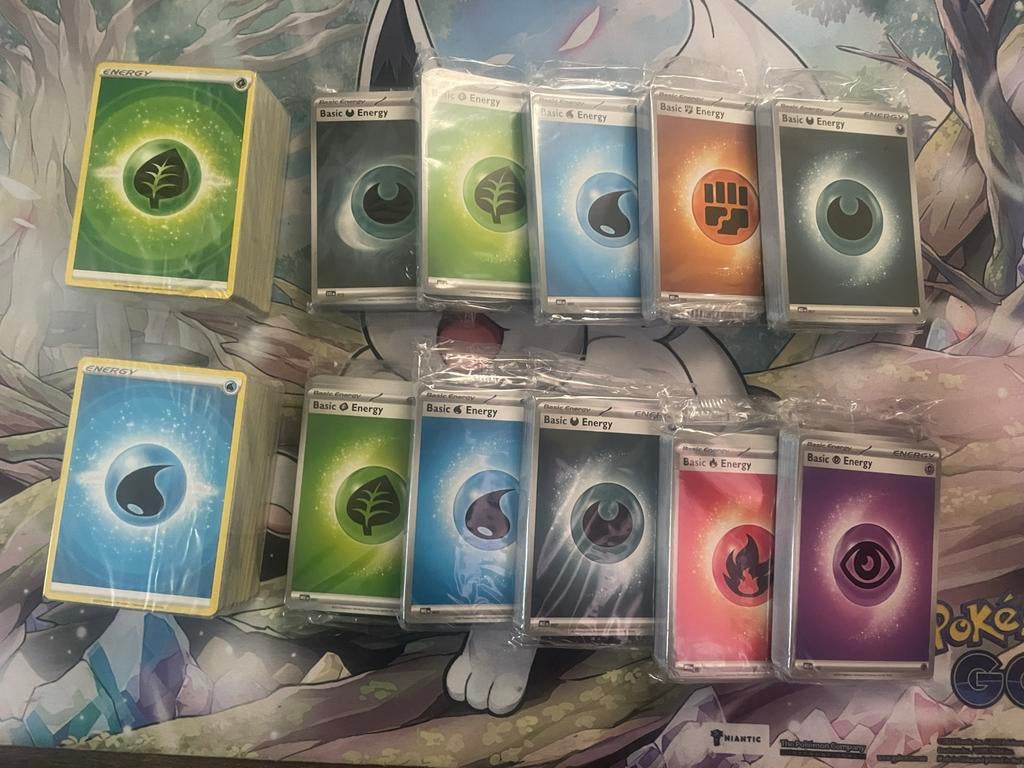 Pokémon TCG: Sealed Basic Energy Kaarten Bundel, Ophalen, Nieuw, Meerdere kaarten