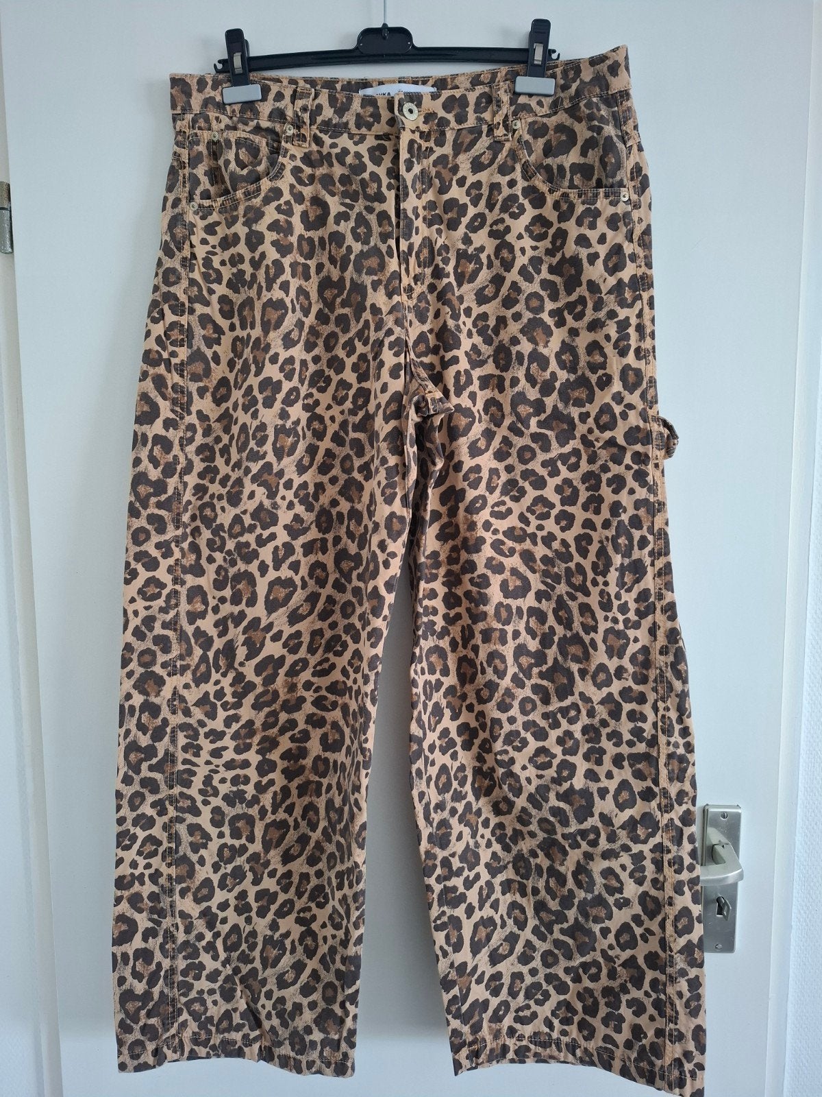 Bershka luipaardprint broek maat 44, Bruin, Maat 46/48 (XL) of groter, Nieuw, Lang