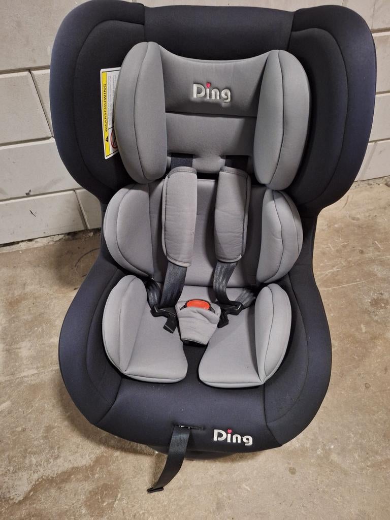 Autostoel merk Ding 0 tot 13 kg., Kinderen en Baby's, Autostoeltjes, Autogordel, Zo goed als nieuw, 0 t/m 13 kg, Ophalen