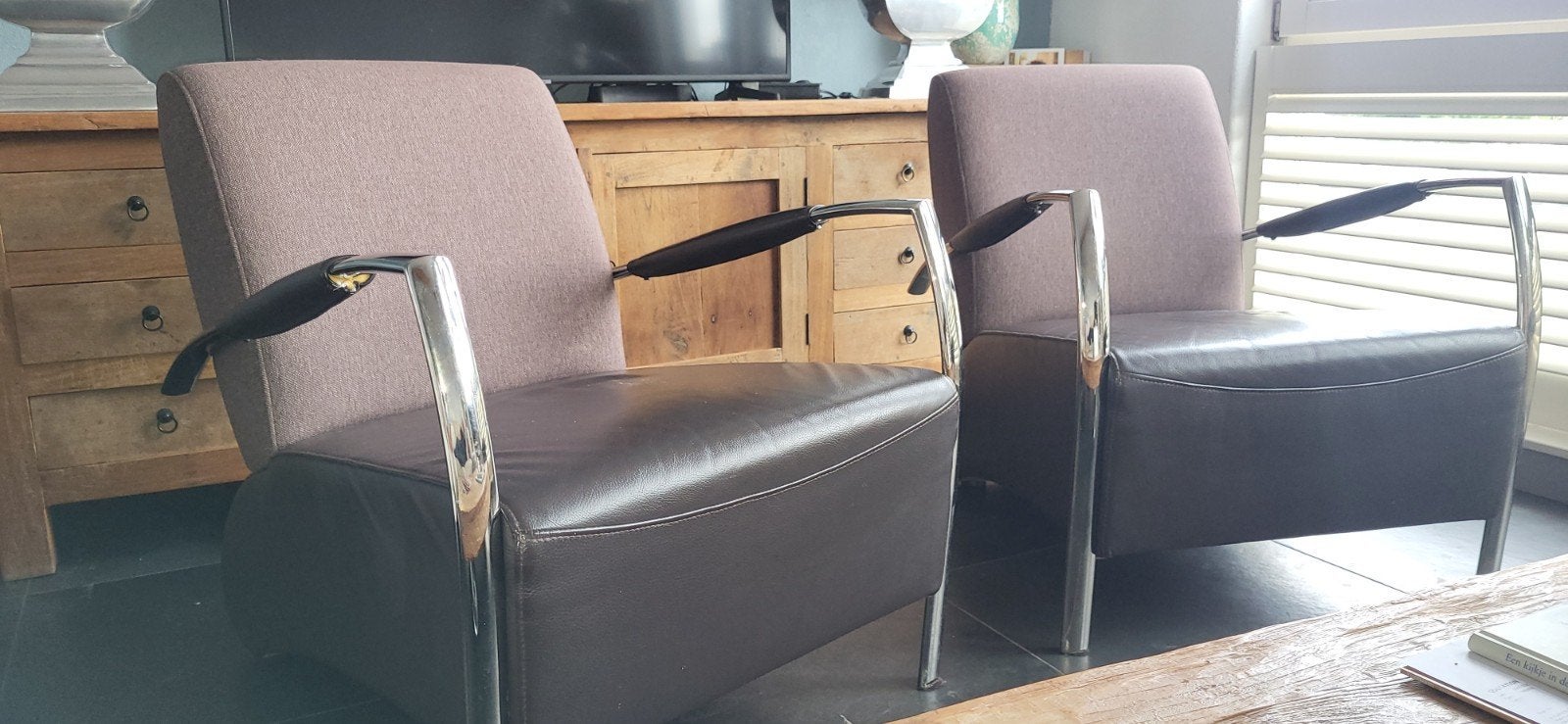 Set van 2 Vero Scherzo fauteuils, bruin leer / stof, Ophalen, Gebruikt, Eenpersoons, 75 tot 100 cm
