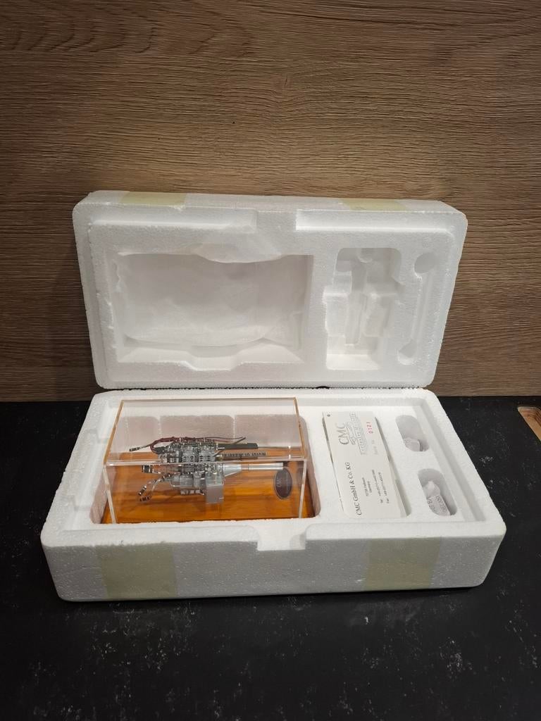 Cmc maserati tipo motor, Hobby en Vrije tijd, Modelauto's | 1:18, Verzenden, Zo goed als nieuw, Motor, Maisto