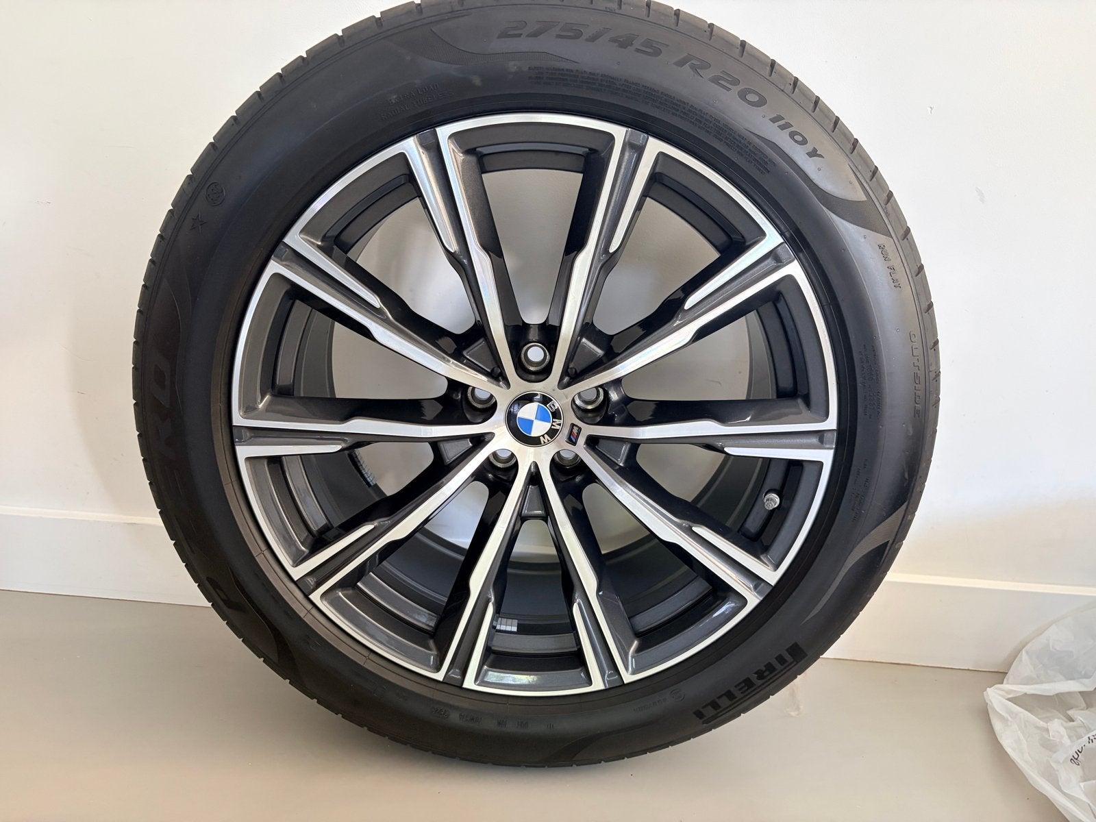Originele 20" BMW X5 740M Velgen | DEMO-set Pirelli 2025, Auto-onderdelen, Banden en Velgen, Ophalen, Gebruikt, 275 mm, Banden en Velgen
