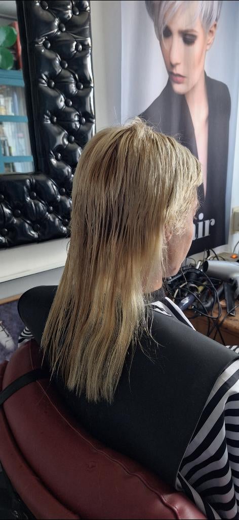 Metamorfose nieuwe coupe make-over model vrouw gezocht, Sieraden, Tassen en Uiterlijk, Ophalen, Nieuw