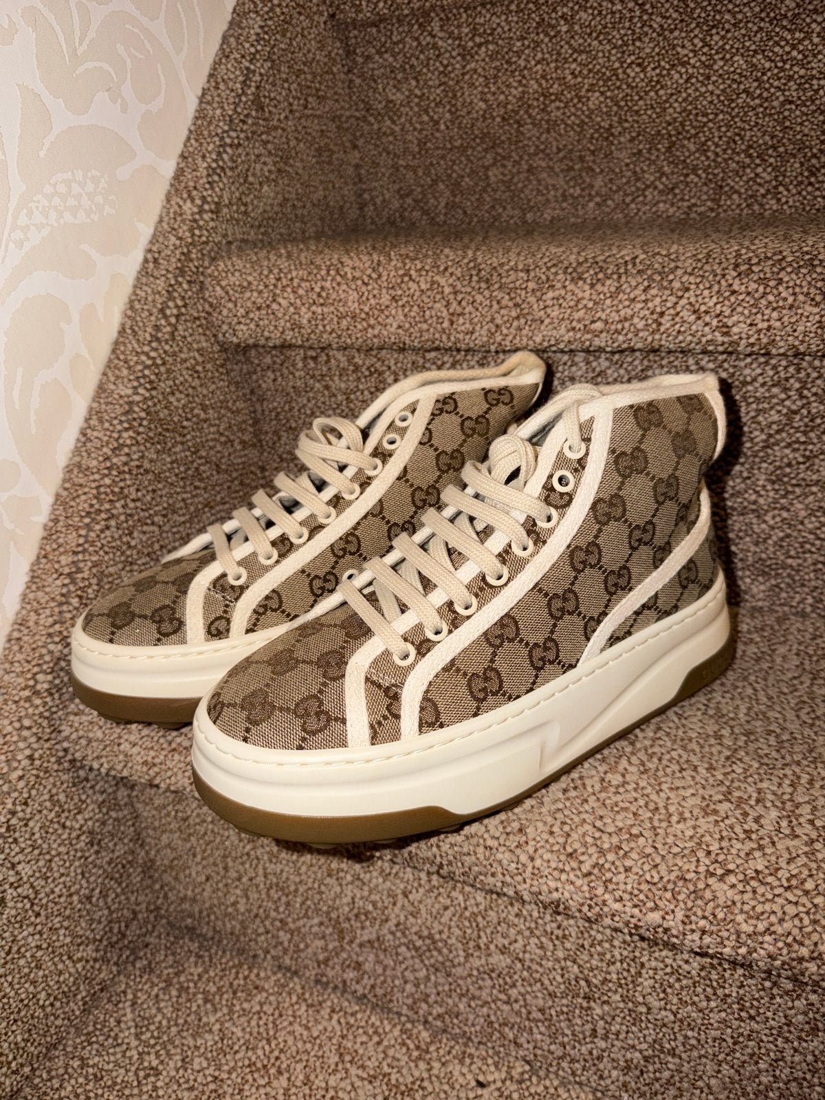 Gucci Tennis 1977 Sneakers - Zo goed als nieuw, Ophalen of Verzenden, Zo goed als nieuw, Bruin, Sneakers of Gympen