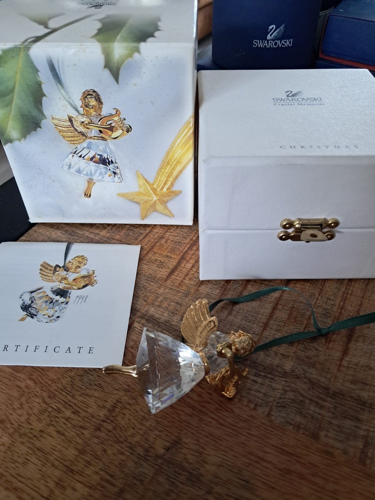 Swarovski Engel met doos en certificaat, Verzamelen, Swarovski, Ophalen of Verzenden, Zo goed als nieuw, Figuurtje