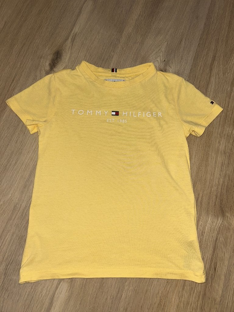 Shirt van tommy hilfiger, Kinderen en Baby's, Kinderkleding | Maat 128, Gebruikt, Ophalen of Verzenden, Tommy Hilfiger, Shirt of Longsleeve
