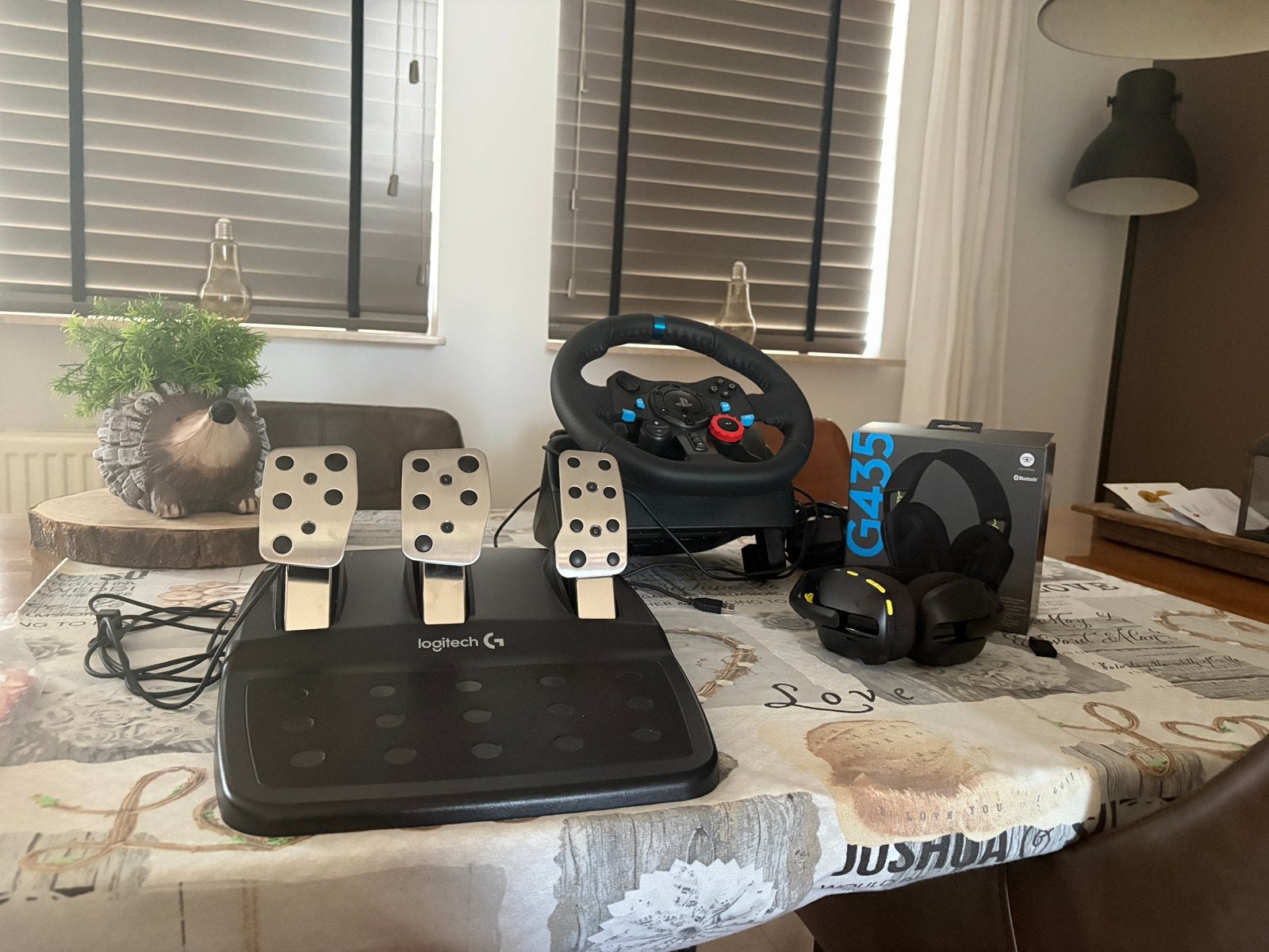 Logitech G29 + Pedalen + G435 Headset ZEER GOEDE STAAT, Computers en Software, Joysticks, Ophalen, Zo goed als nieuw