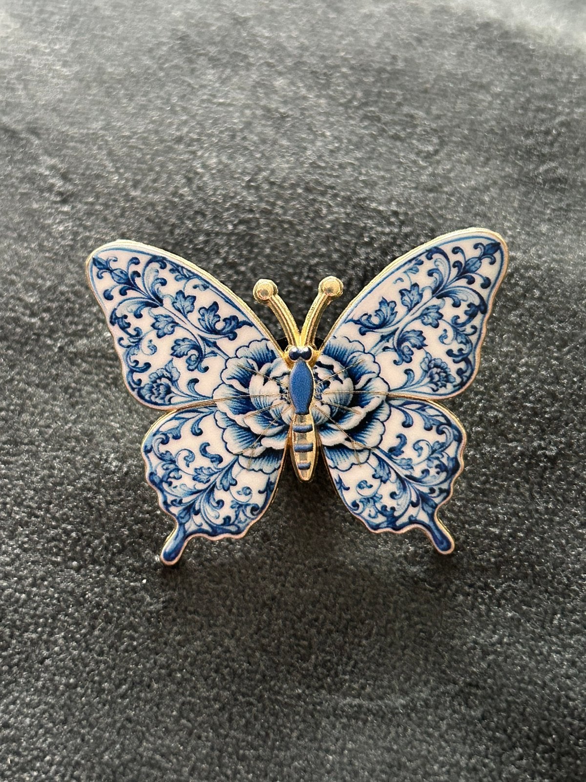 Pin vlinder, Ophalen of Verzenden, Nieuw, Minder dan 4 cm, Overige materialen