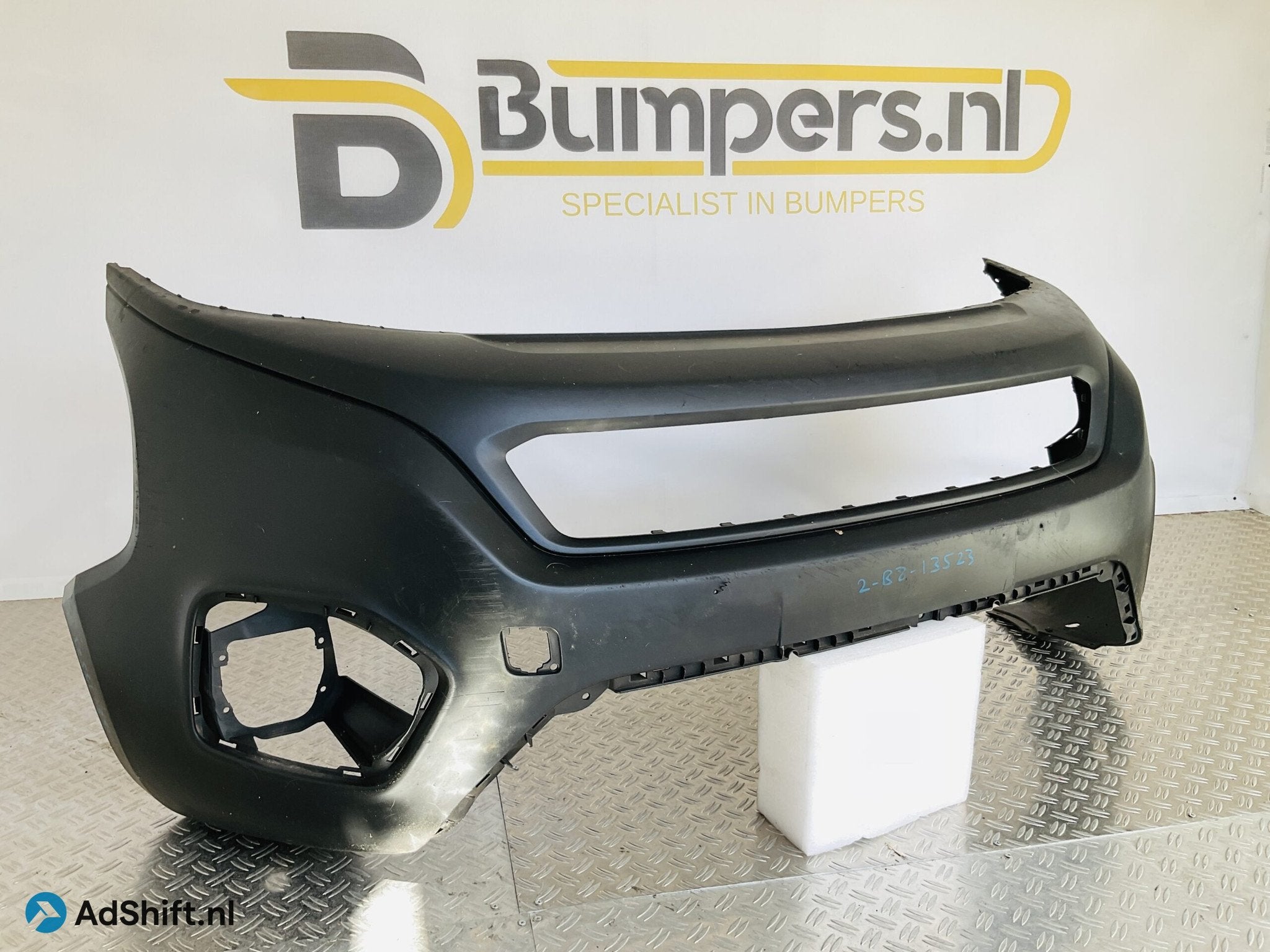 Bumper Fiat Fiorino Nimo 735628031 Voorbumper 2-B8-13523z, Bumper