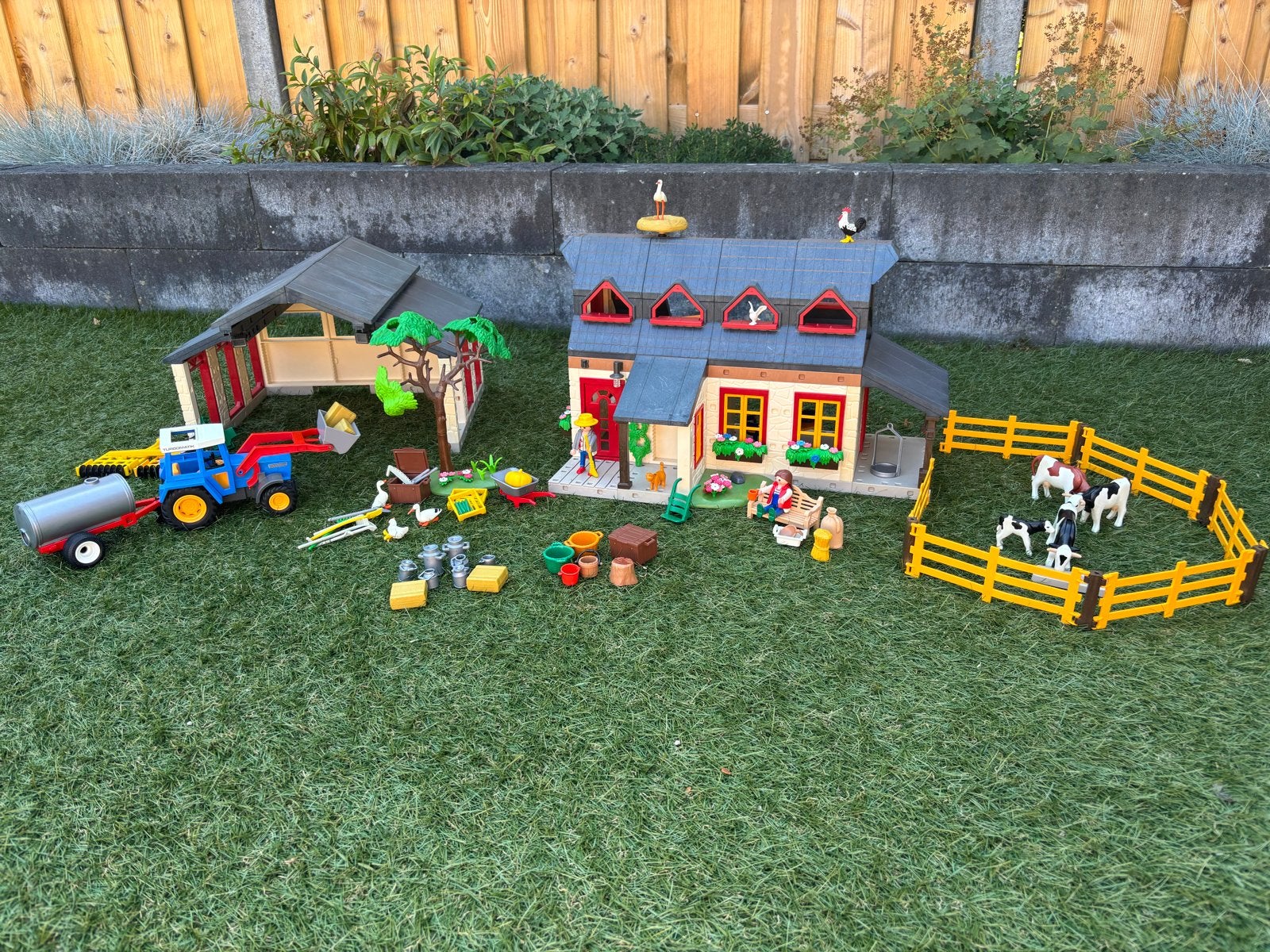 Playmobil Megaboerderij (4055), Ophalen, Gebouw, Complete set, Zo goed als nieuw