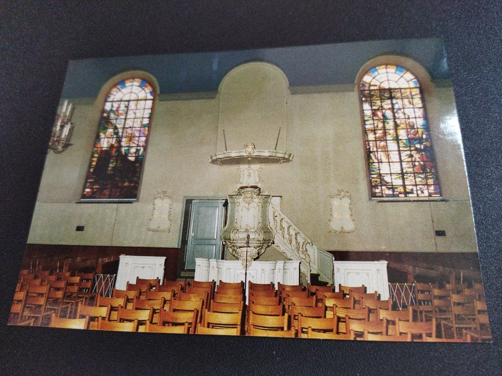 Ansichtkaart Sliedrecht Grote Kerk preekstoel en ramen, Verzamelen, Ophalen of Verzenden, 1980 tot heden, Ongelopen, Zuid-Holland