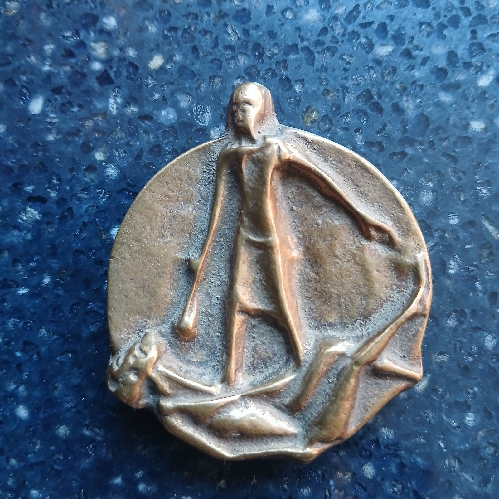 Vintage Bronzen Medaille " De Barmhartige Samaritaan ", Ophalen of Verzenden