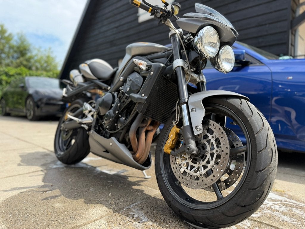 2010 Street Triple R - Arrow - Lage KM's, Motoren, Motoren | Triumph, 675 cc, Sportuitlaat, Occasion, Motorrijbewijs A