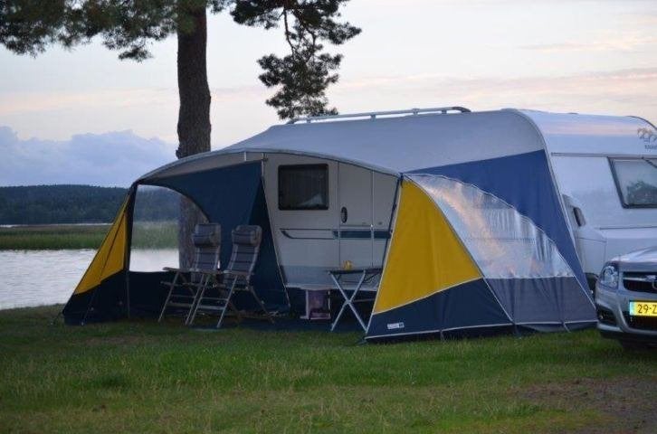 Knaus Sport 450FU Caravan incl Mover, Voortent en Luifels, Omvormbare zithoek, Rondzit, Particulier, 4 tot 5 meter