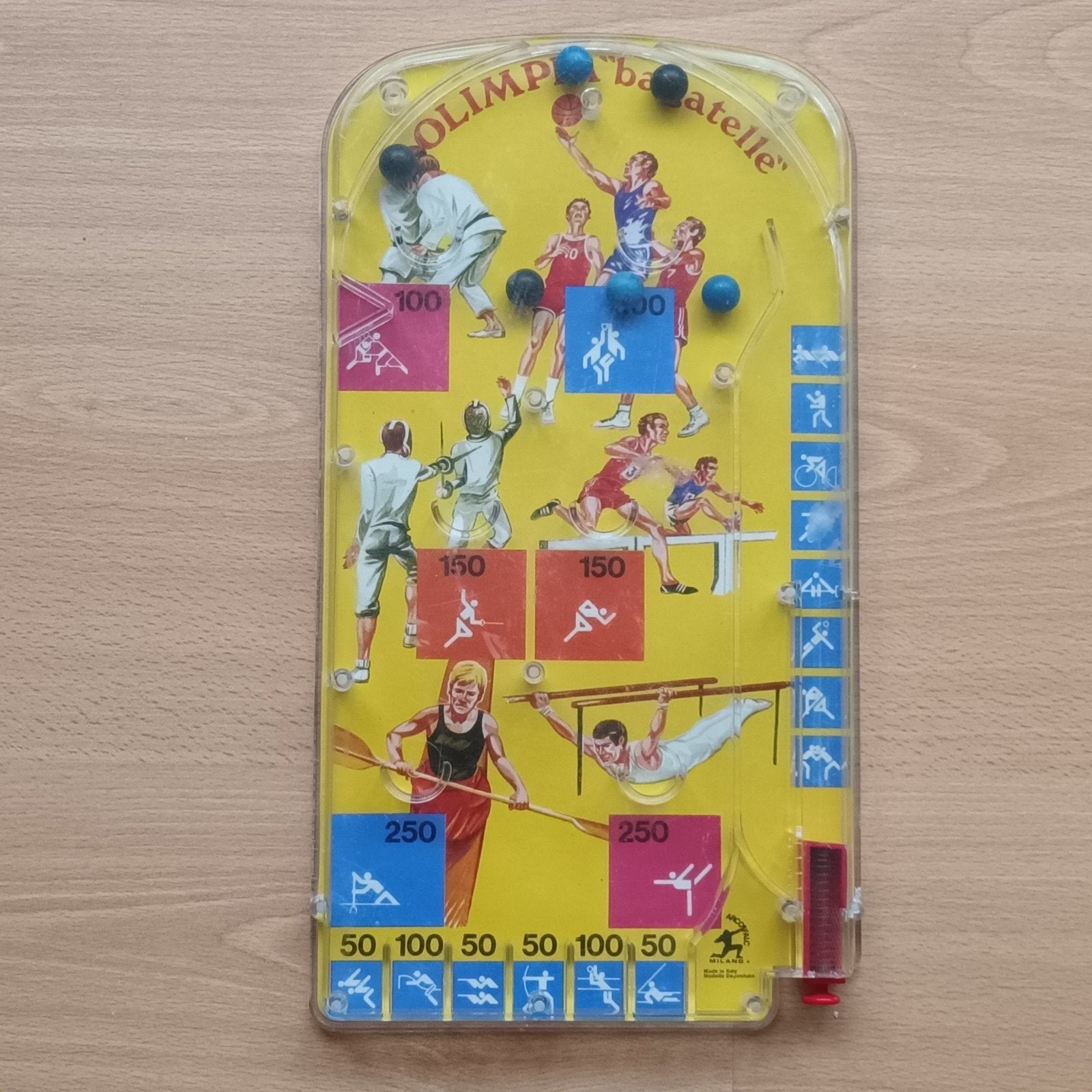 vintage "Olimpia Bagatelle" knikkerspel van het merk Arcofal, Antiek en Kunst, Antiek | Speelgoed, Ophalen of Verzenden