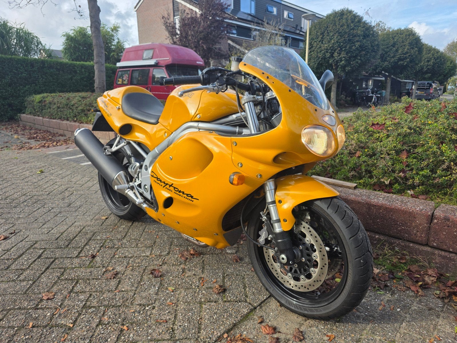 Triumph Daytona T595 (955cc) Iconische Britse Sportmotor, Motoren, Occasion, Motorrijbewijs A, 3 cilinders, Meer dan 35 kW