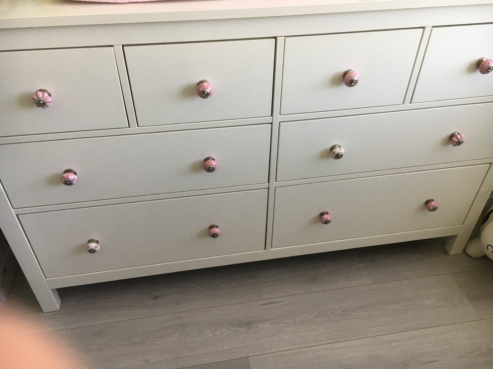 Mooie oud roze knoppen voor op bijv ladekast, Huis en Inrichting, Kasten | Overige, Ophalen of Verzenden, Zo goed als nieuw