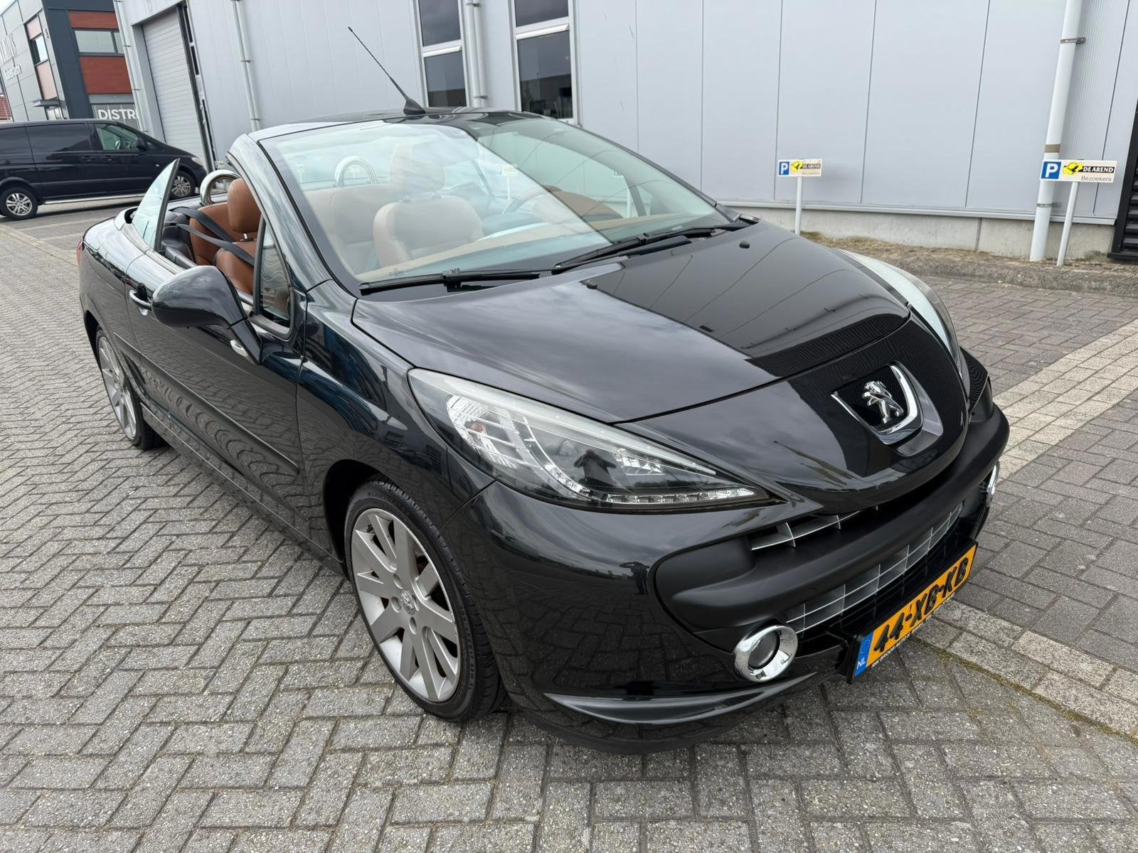 Peugeot 207 CC 1.6-16V T Féline 150 PK Leer Pdc LM Velge AP, Voorwielaandrijving, Gebruikt, 4 cilinders, 4 stoelen