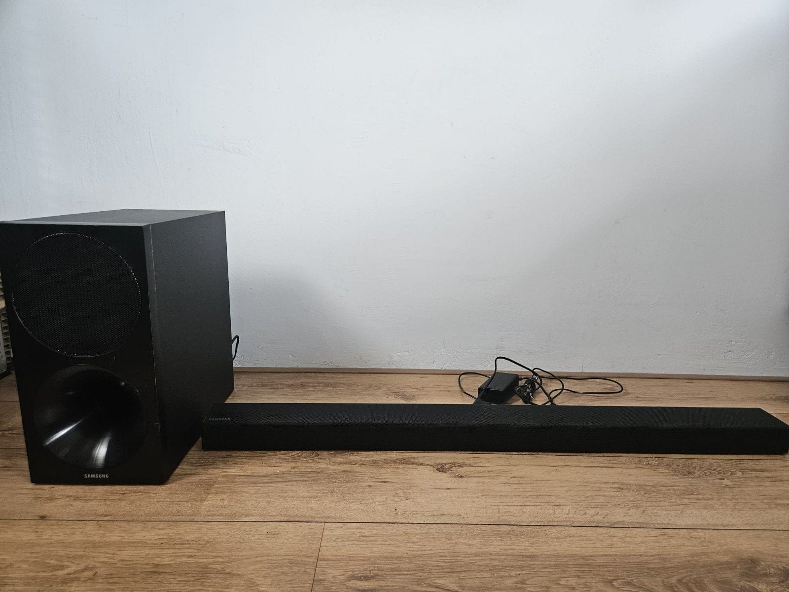 Samsung Soundbar HW-M550 met Subwoofer met Bluetooth, Ophalen, Bluetooth, Gebruikt