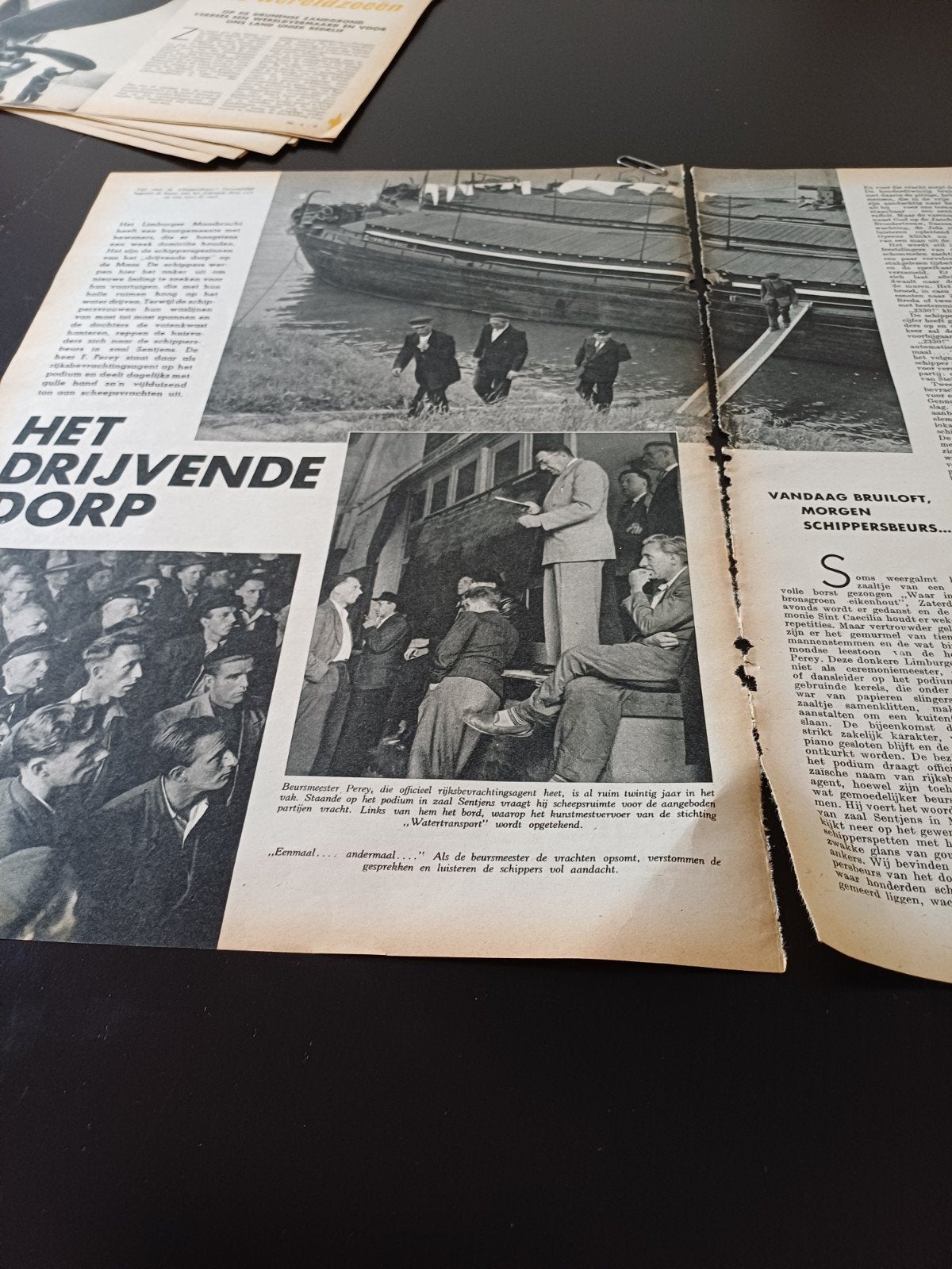 artikel het drijvende dorp Maasbracht 1954, Ophalen of Verzenden, 1940 tot 1960, Knipsel(s)
