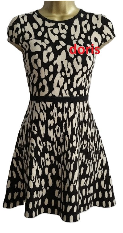 jurk Karen Millen maat M, Maat 38/40 (M), Karen Millen, Zwart, Nieuw