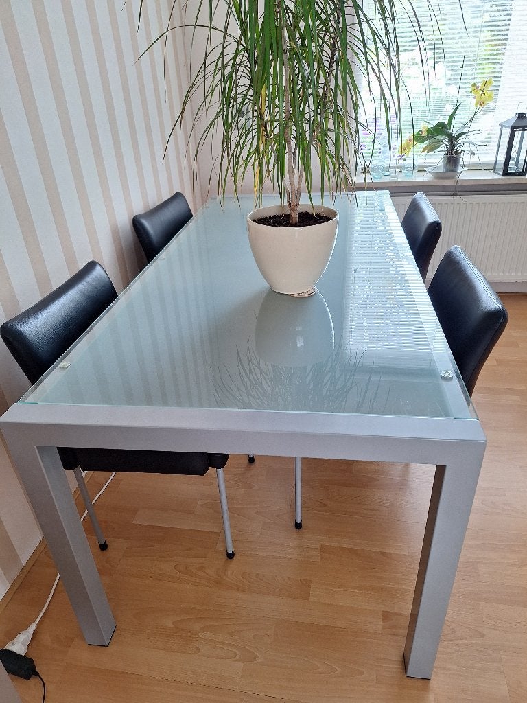 Glazen eettafel met 4 stoelen, Huis en Inrichting, Ophalen, Gebruikt, 50 tot 100 cm, Vijf personen of meer