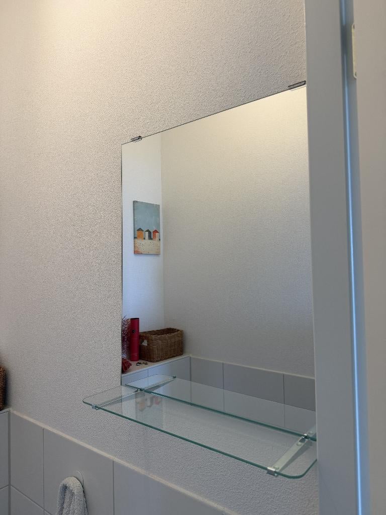 IKEA NYSJÖN badkamer spiegel (mirror), Ophalen, Zo goed als nieuw, Minder dan 100 cm, Rechthoekig