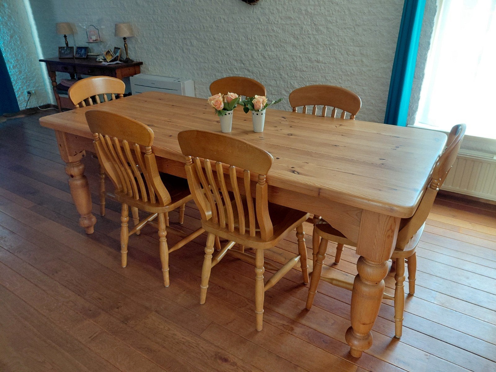 Eetkamerset met 8 stoelen. Op de foto ontbreken er twee., Huis en Inrichting, Tafels | Eettafels, Ophalen