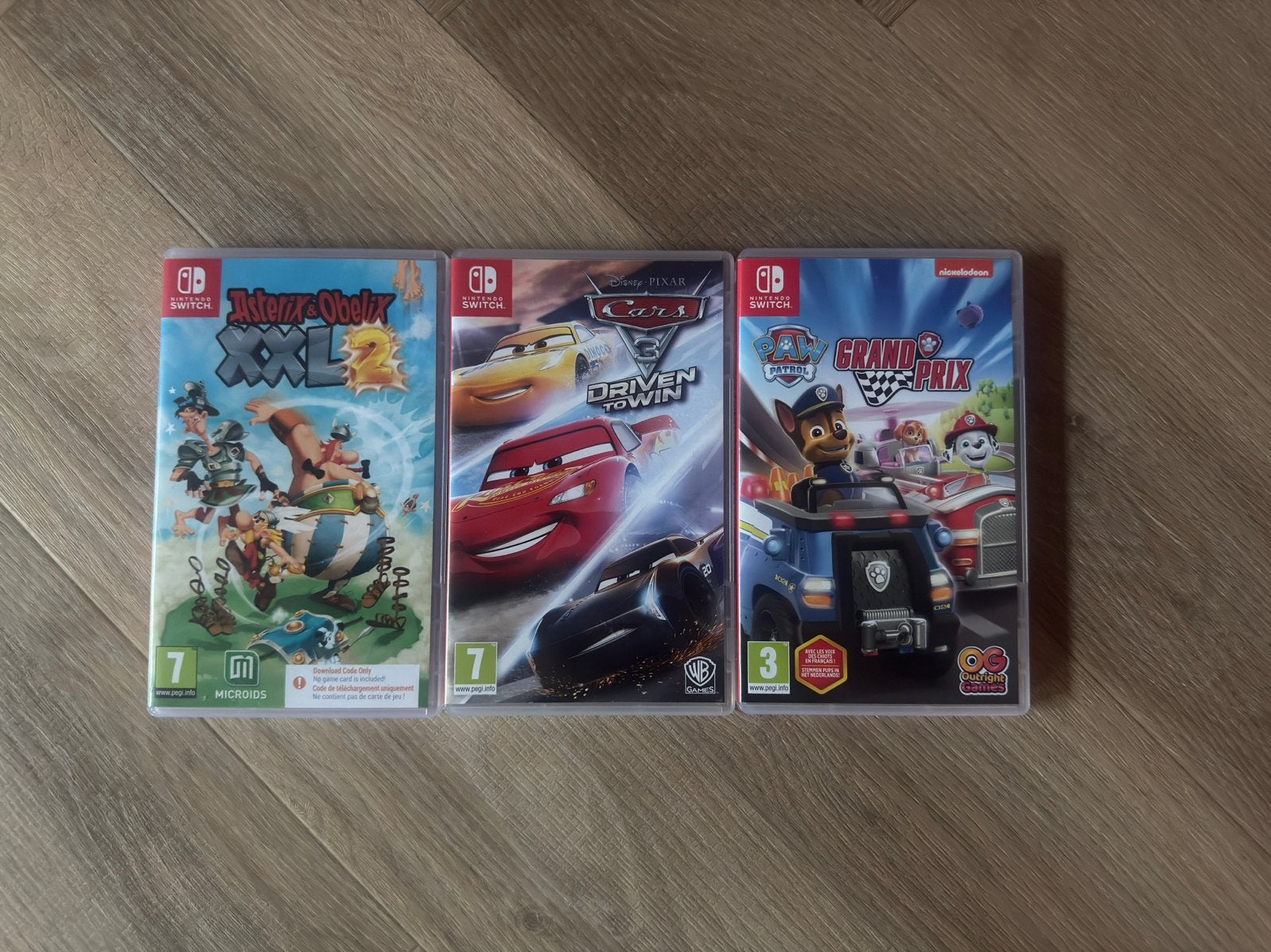 Nintendo Switch V2 complete set, nieuwe Joy Cons en spellen, Switch 2019 Upgrade, Met games, Met 2 controllers, Ophalen of Verzenden